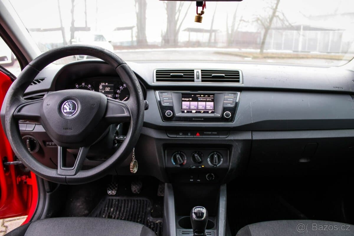 2015 Škoda FABIA - 17