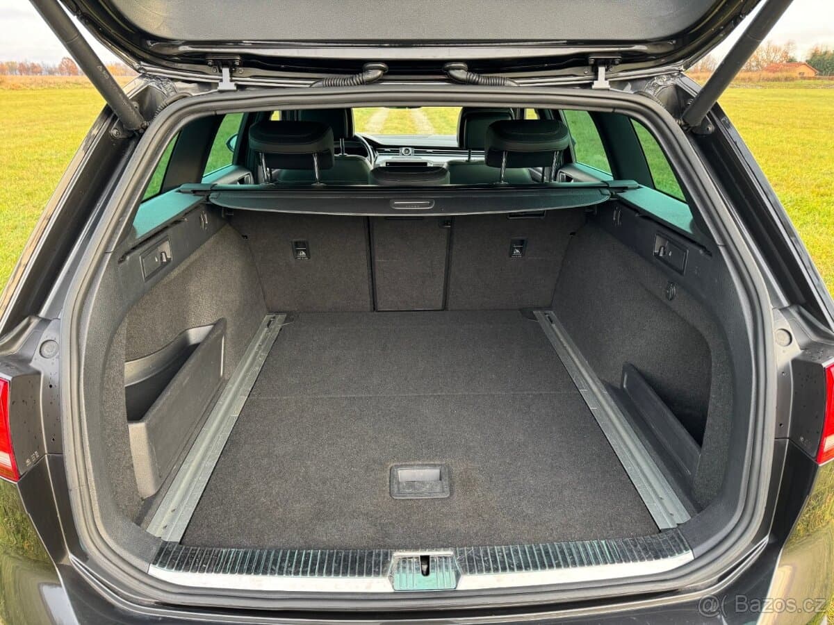 2018 Volkswagen PASSAT - 17