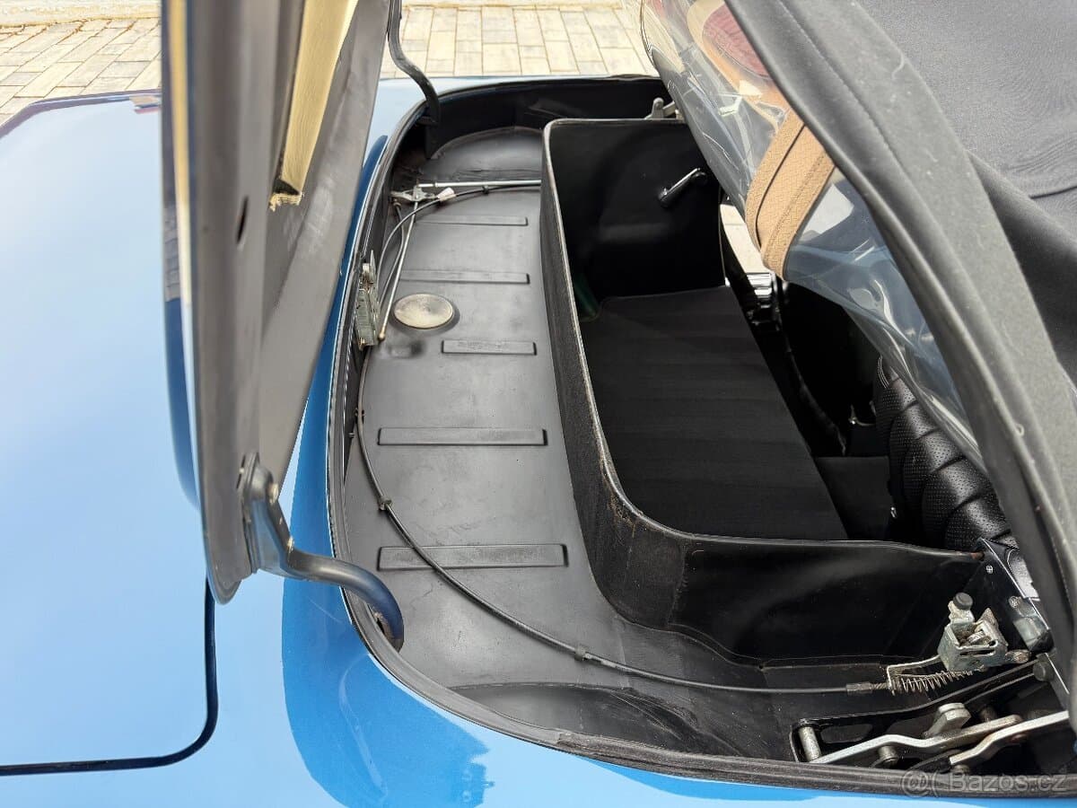 1976 Mercedes-Benz SL - 17