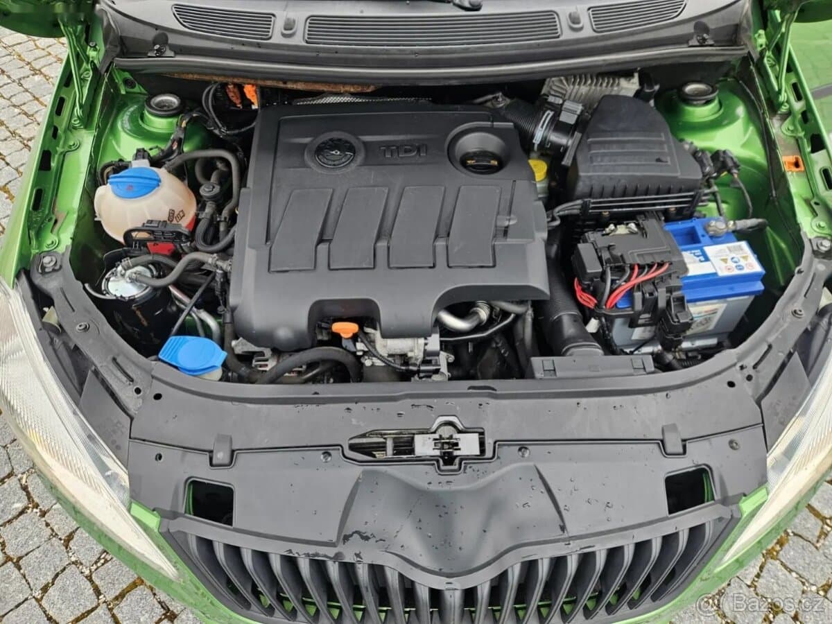 2010 Škoda FABIA - 17