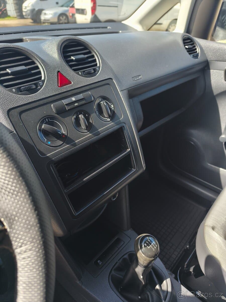 2013 Volkswagen CADDY - 17