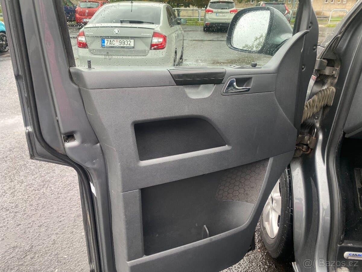 2013 Volkswagen CARAVELLE - 17