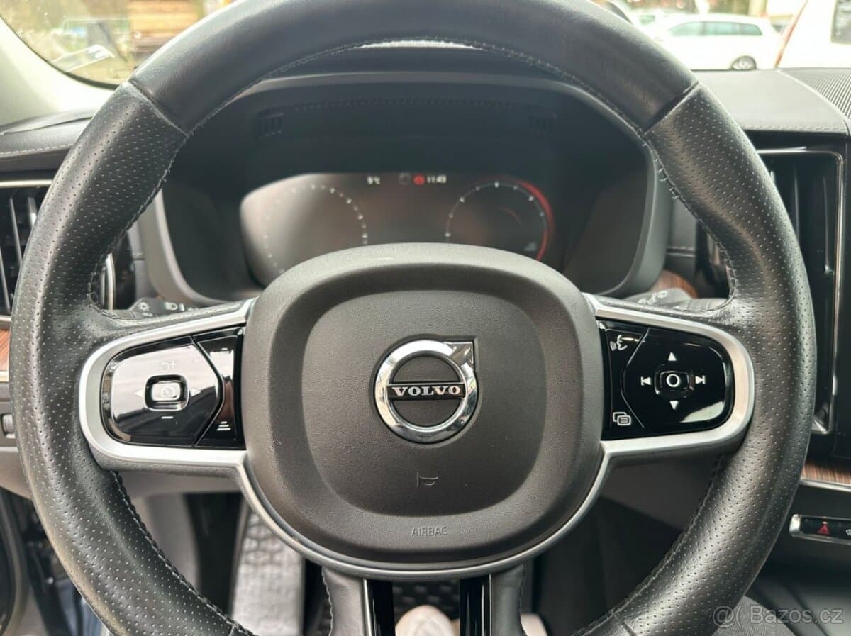 Volvo XC60 - 17