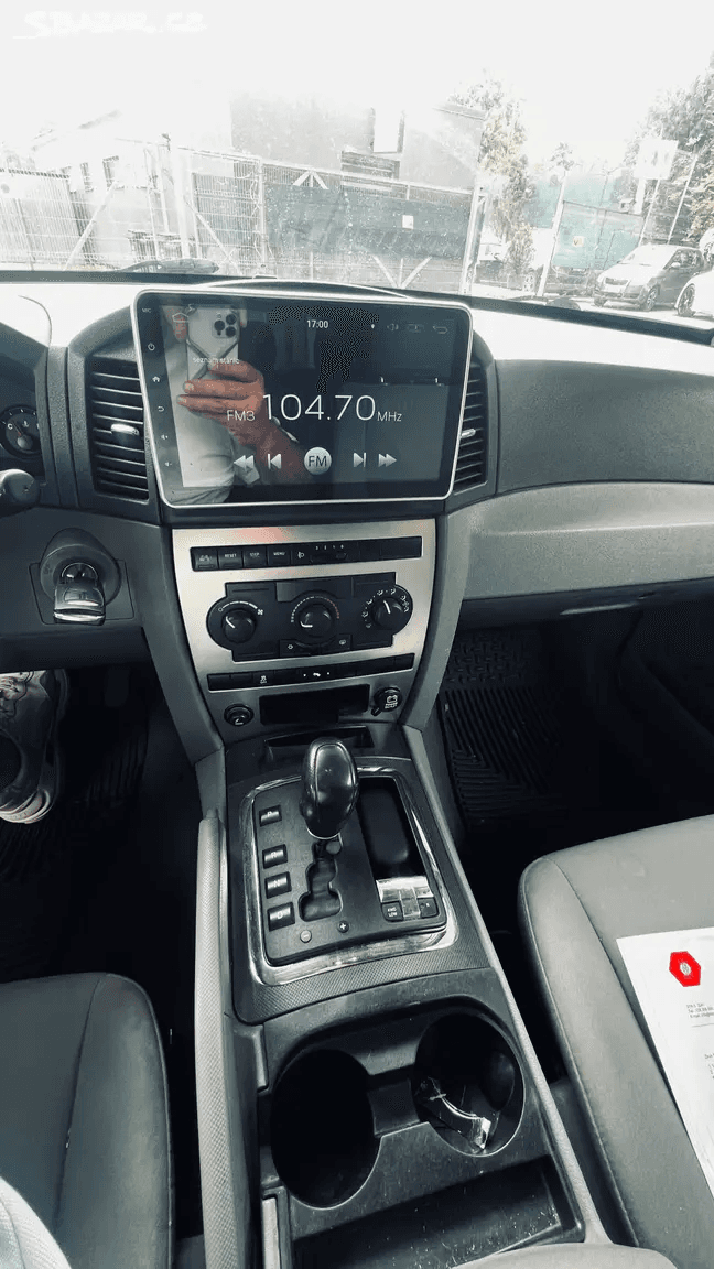 2007 Jeep CHEROKEE - 17