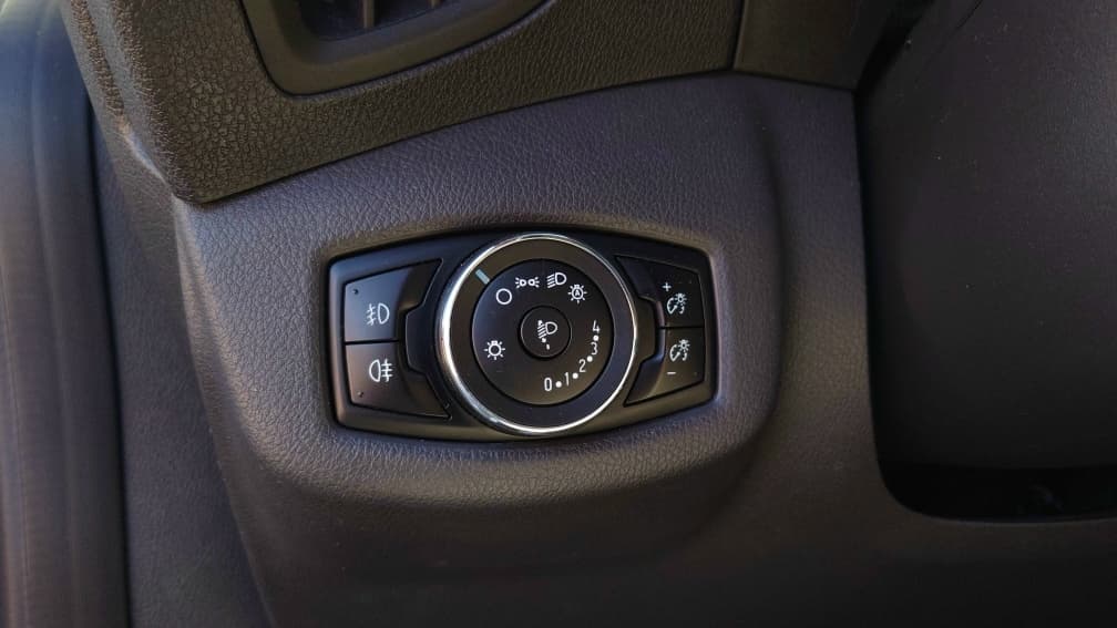 2013 Ford TOURNEO - 17
