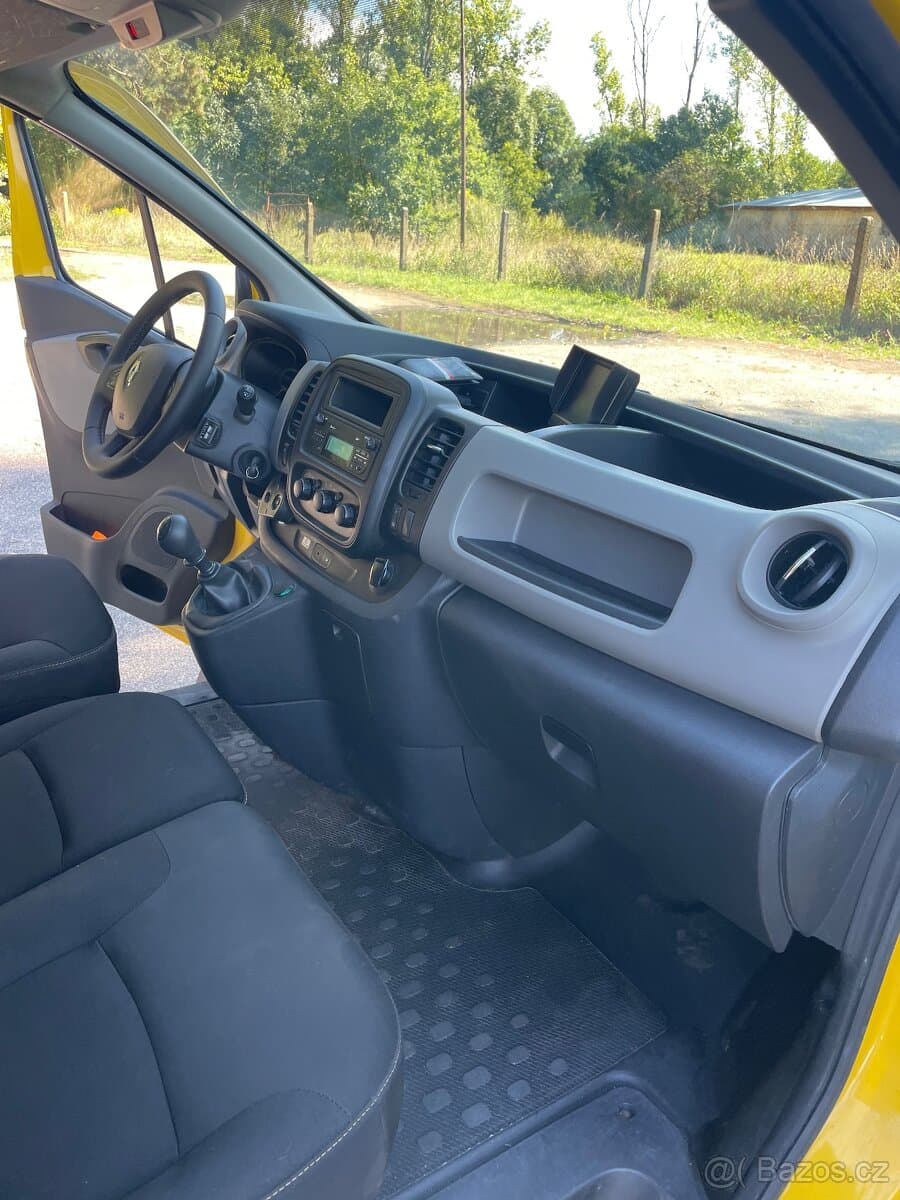 2017 Renault TRAFIC - 17
