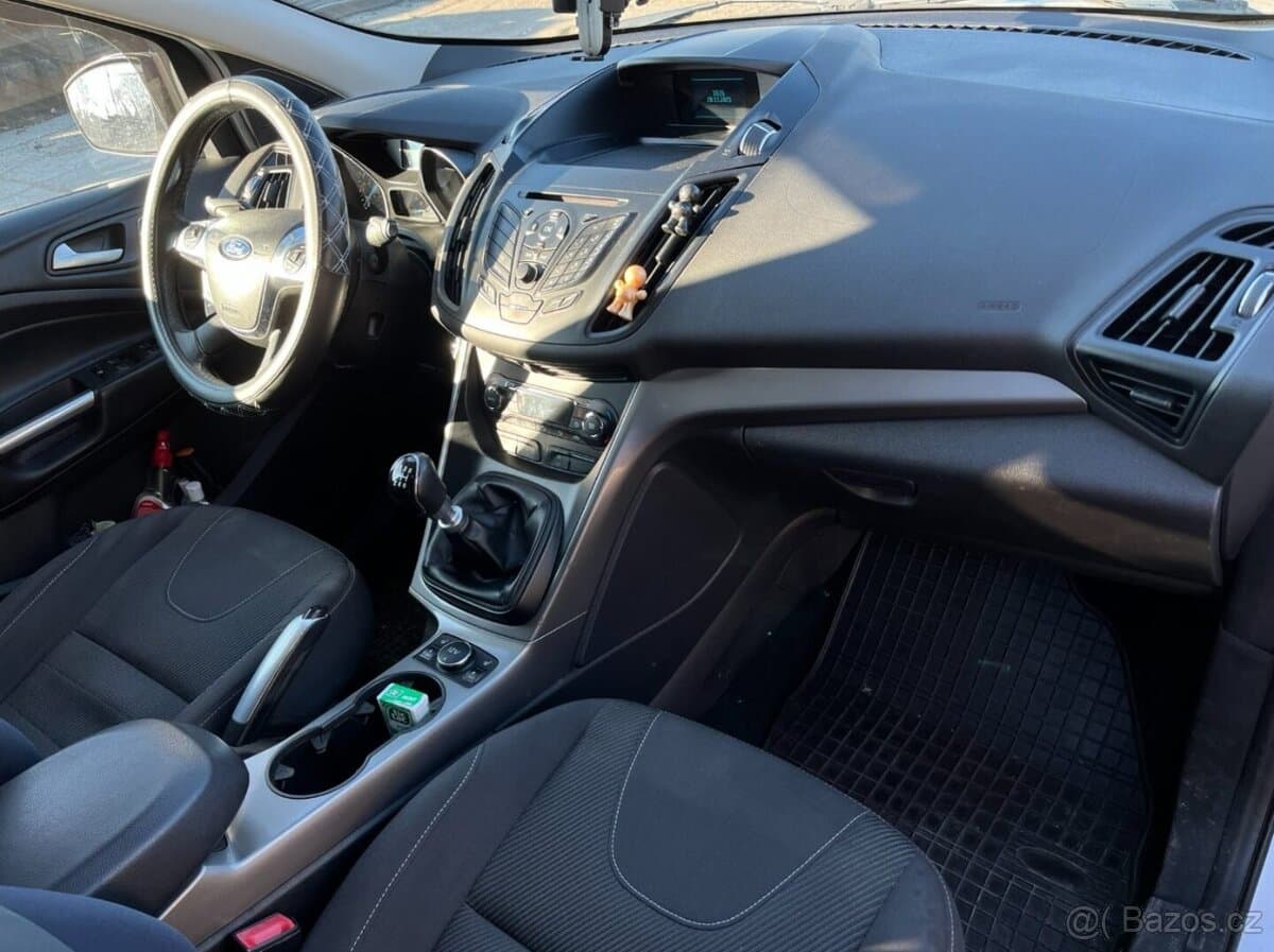 2013 Ford KUGA - 17