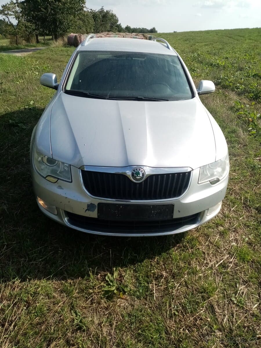 2012 Škoda SUPERB - 17