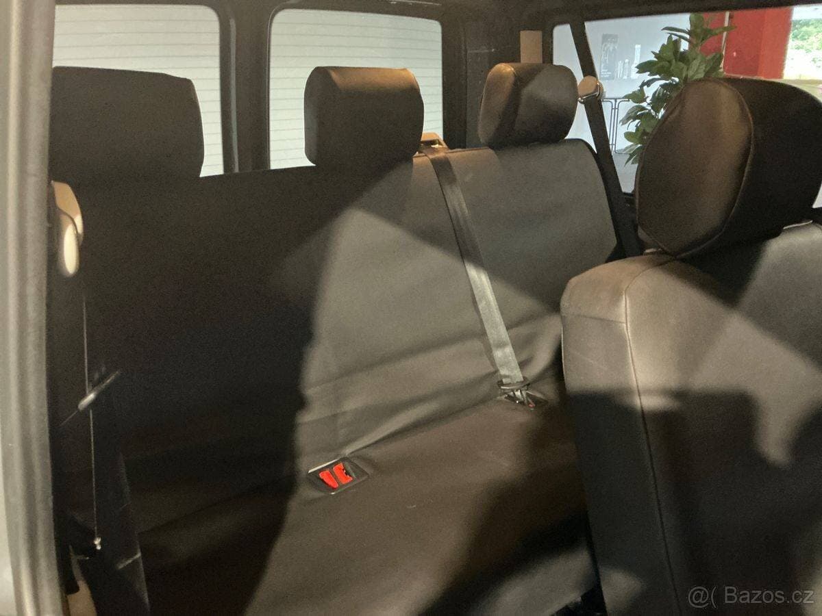 2010 Volkswagen TRANSPORTER - 17