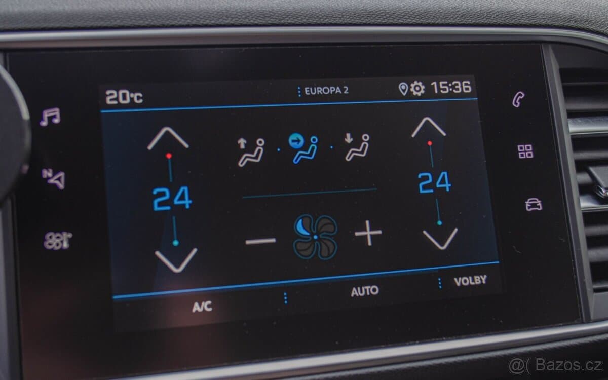 2020 Peugeot 308 - 17