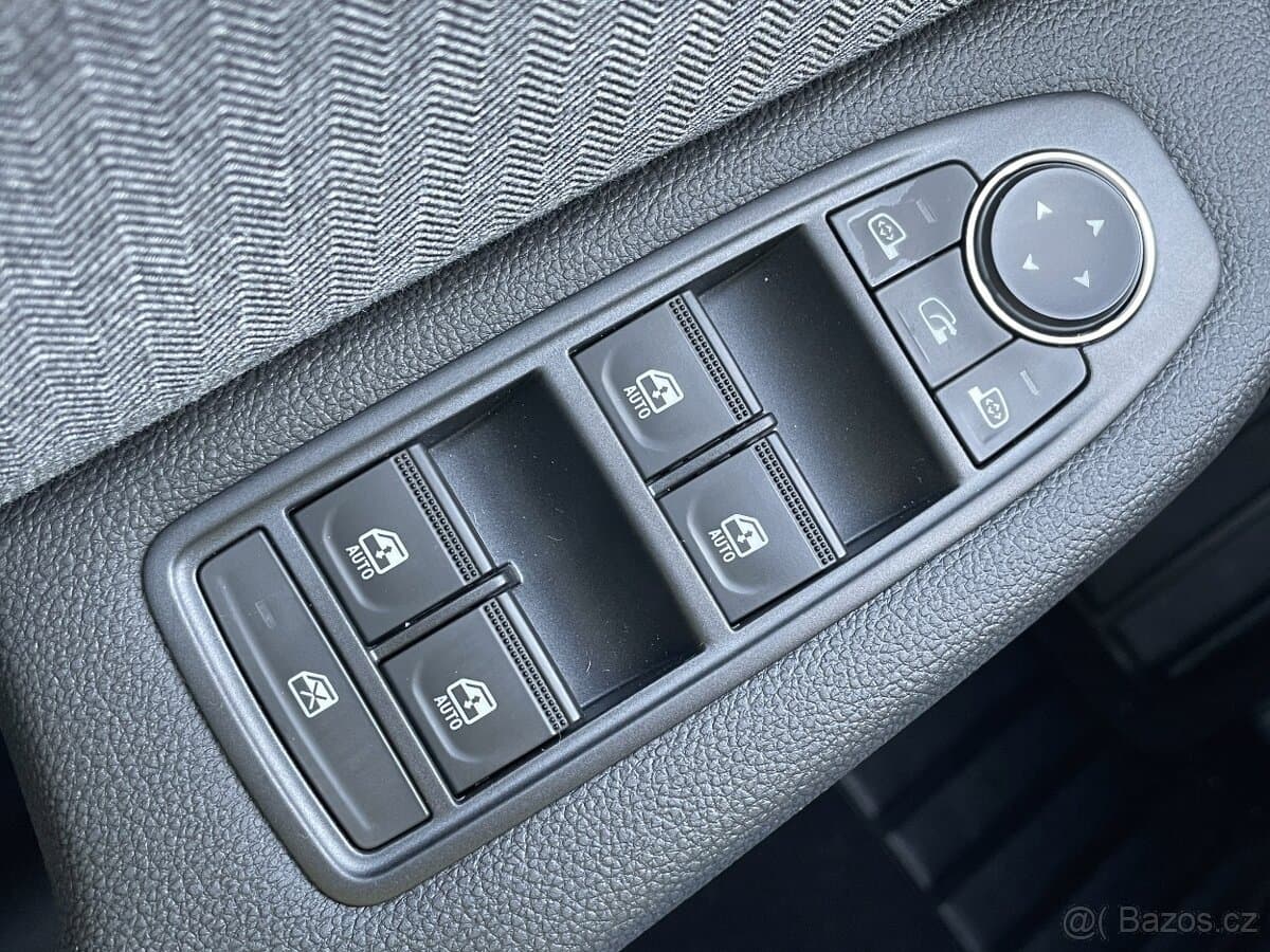 2025 Renault CLIO - 17
