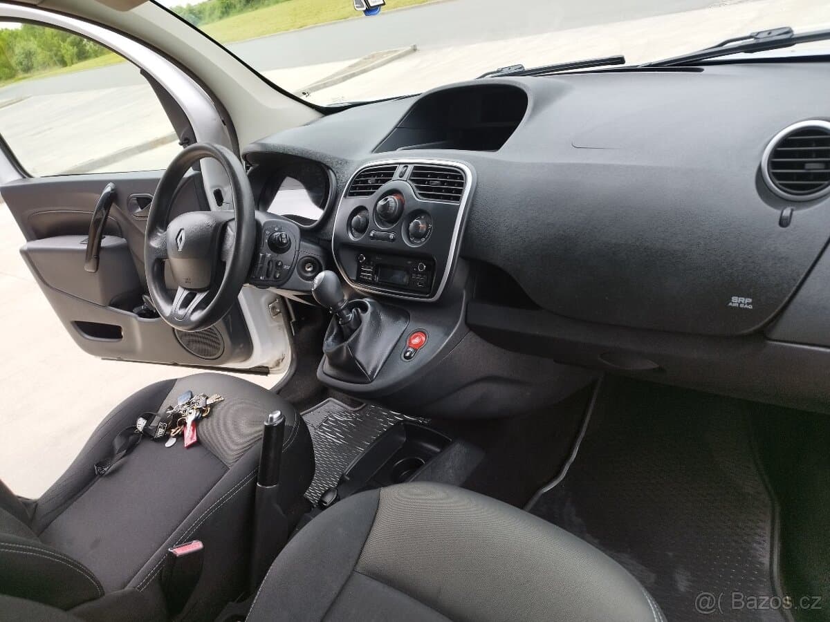 2017 Renault KANGOO - 17