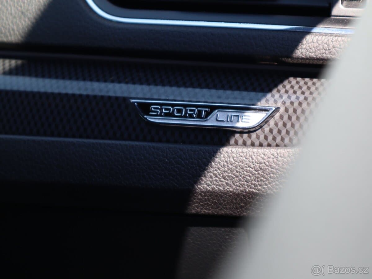 2018 Škoda SUPERB - 17