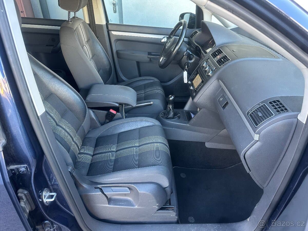 2012 Volkswagen TOURAN - 17