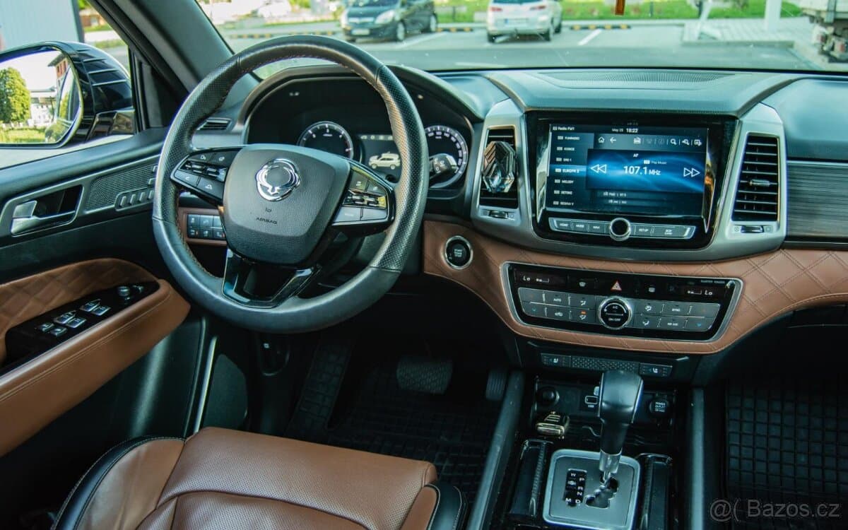 2019 SsangYong REXTON - 17
