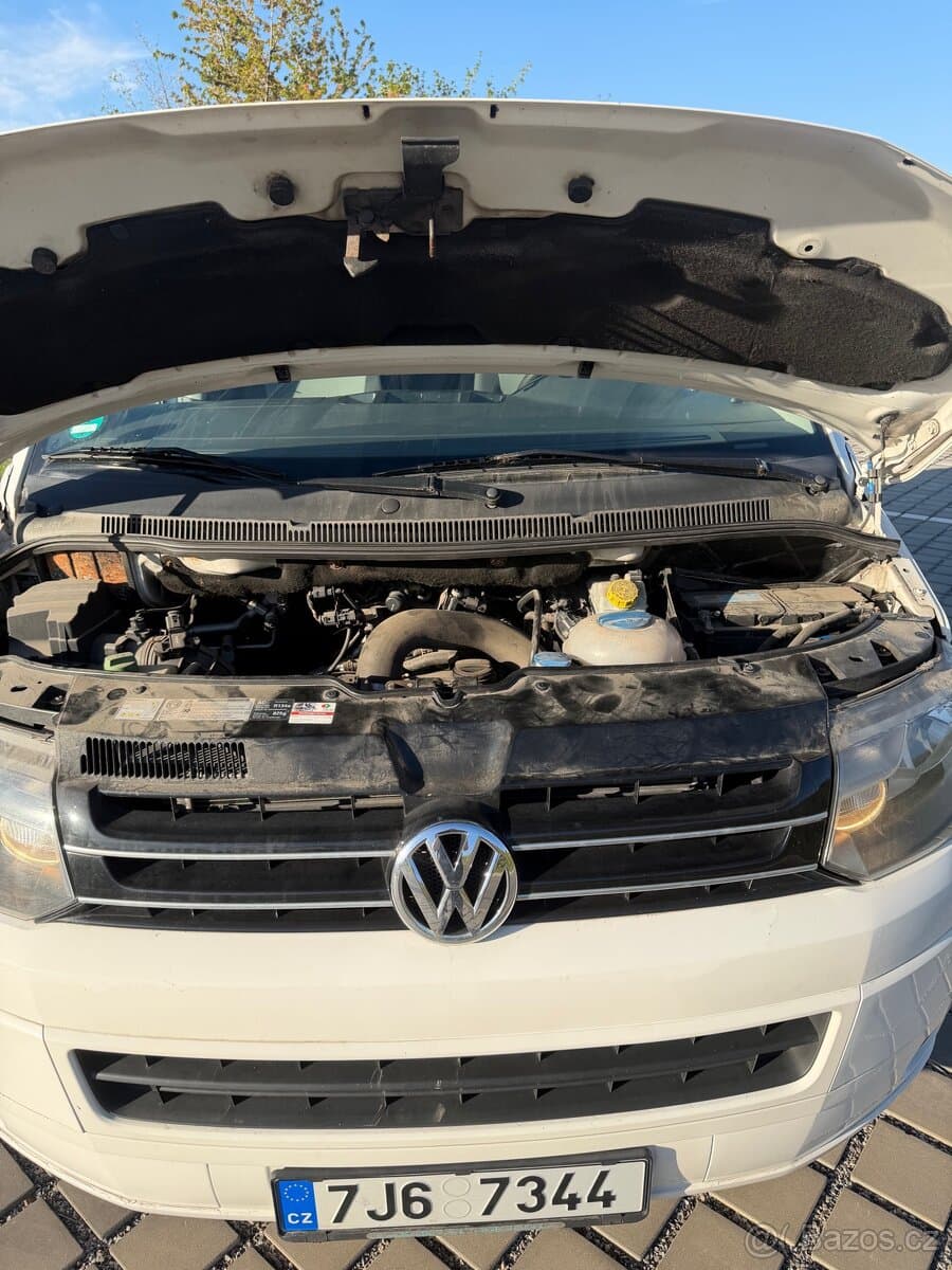 2010 Volkswagen MULTIVAN - 17