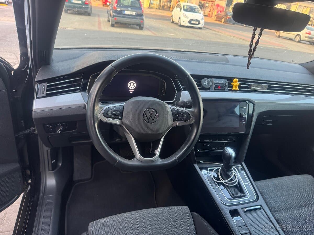 2021 Volkswagen PASSAT - 17