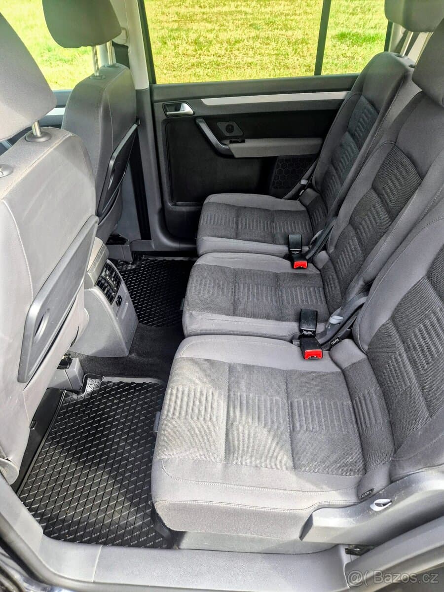 2010 Volkswagen TOURAN - 17