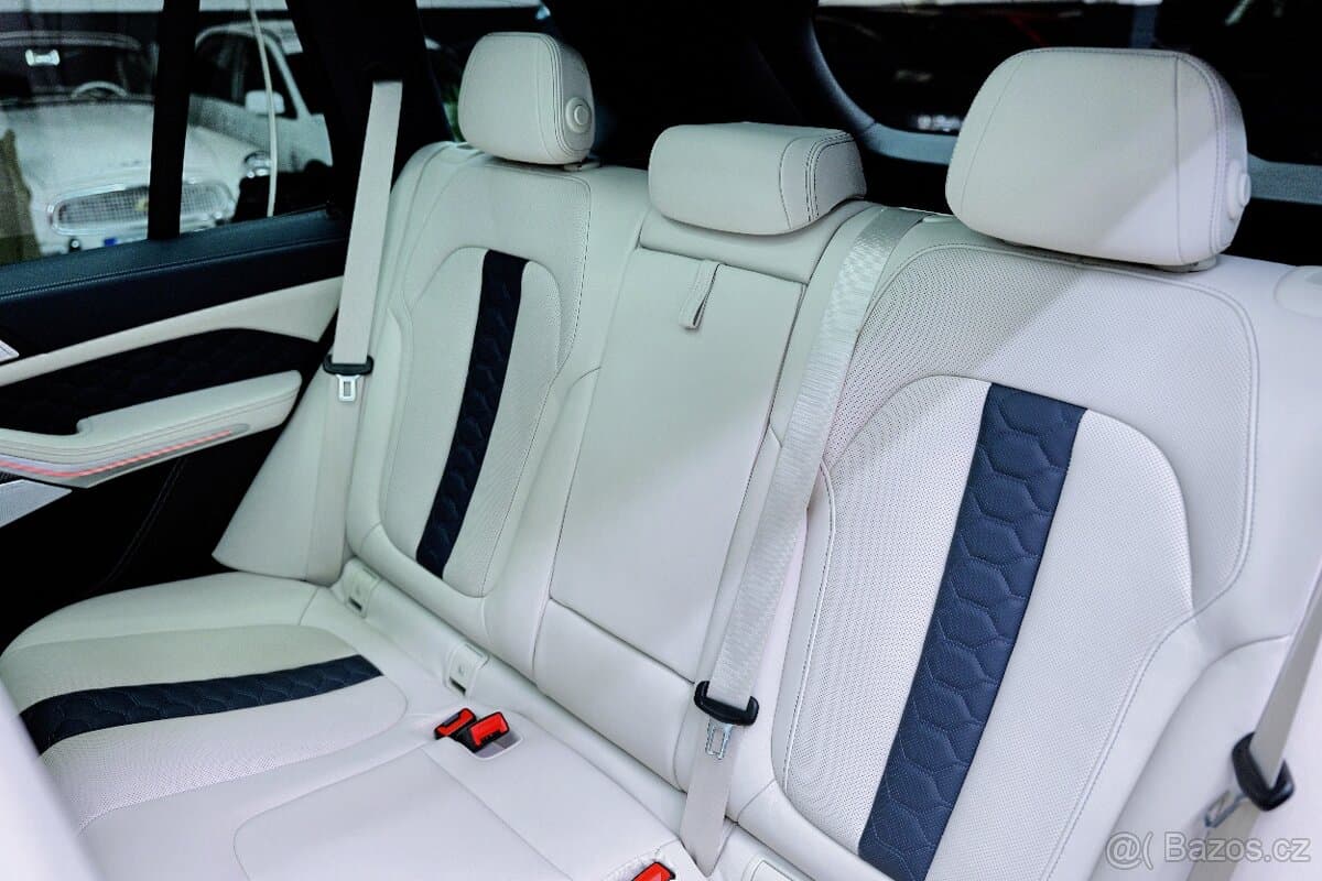 2022 BMW X5 - 17