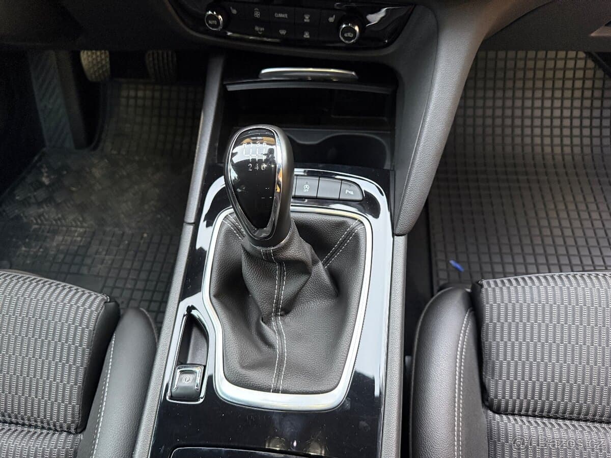 2022 Opel INSIGNIA - 17