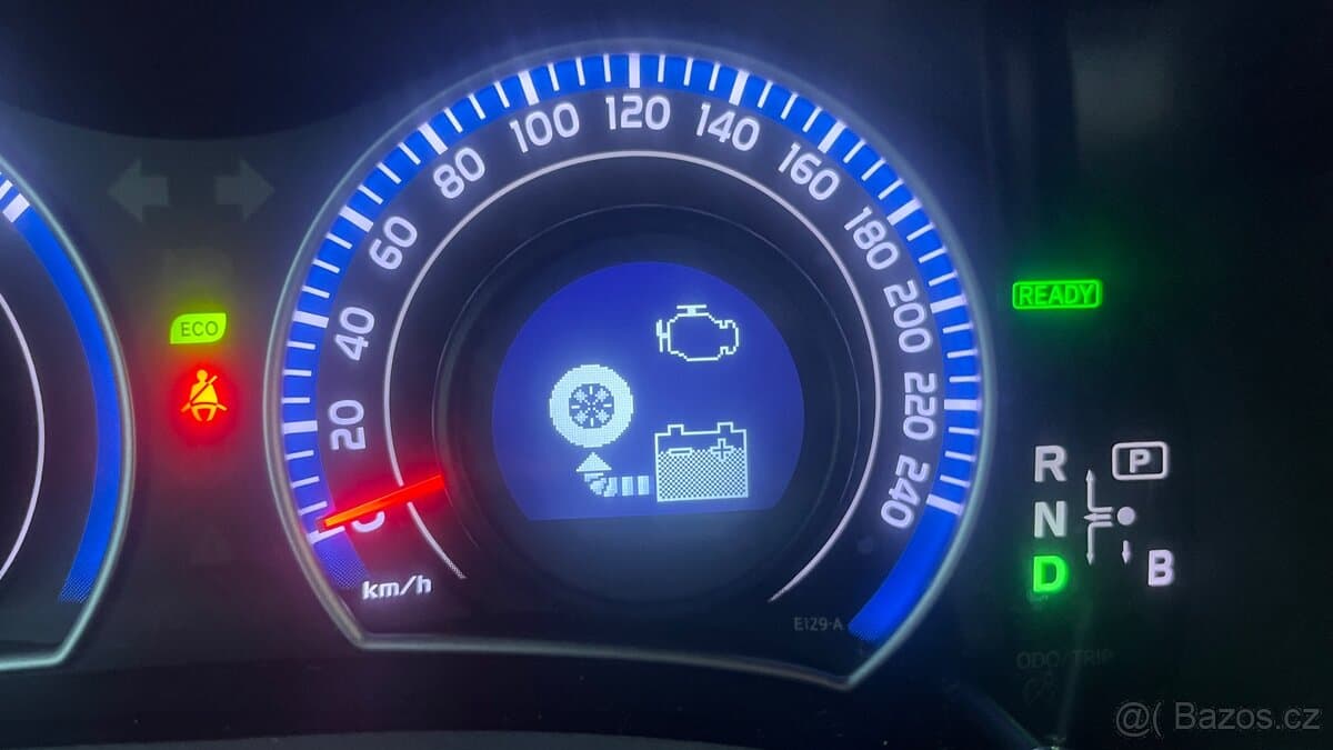 2010 Toyota AURIS - 17