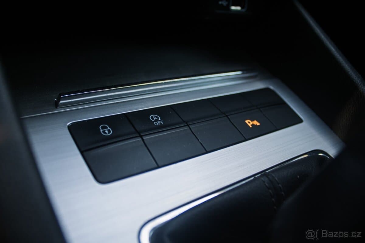 2019 Škoda OCTAVIA - 17