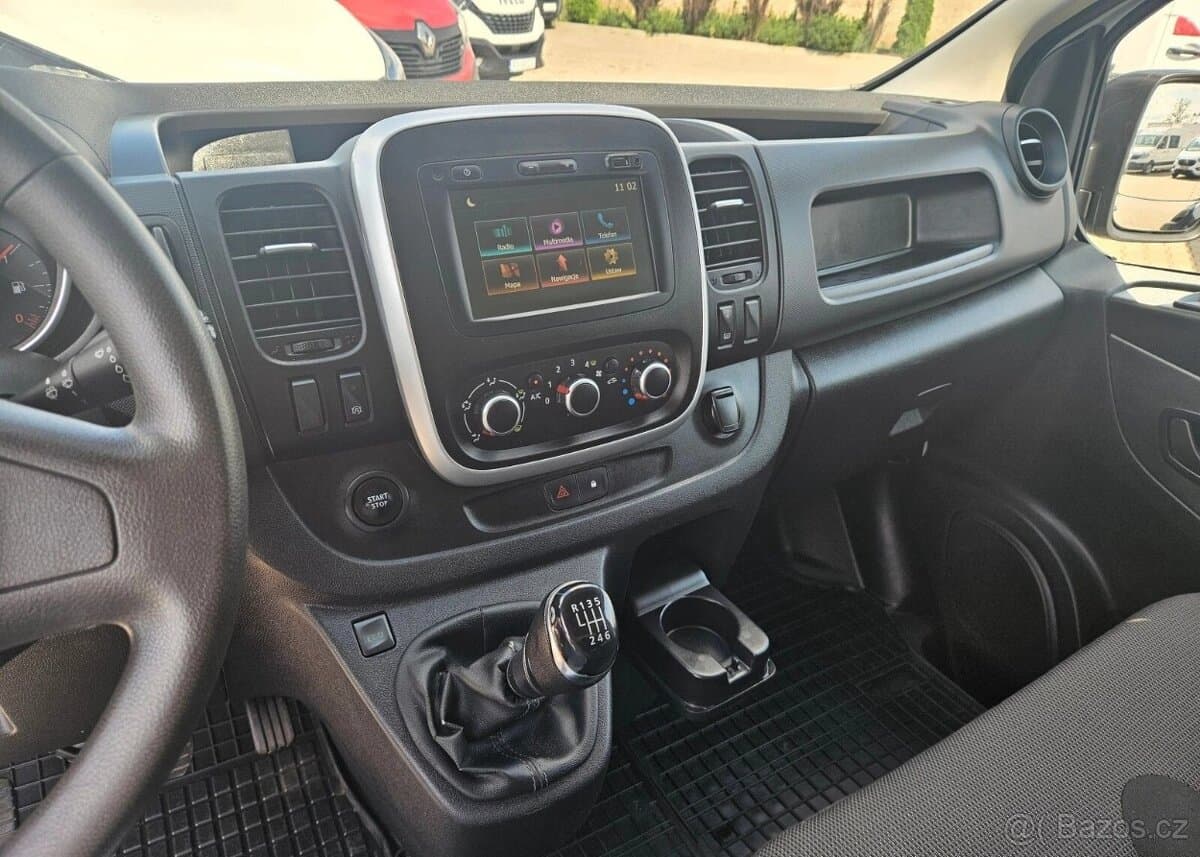 2020 Renault TRAFIC - 17