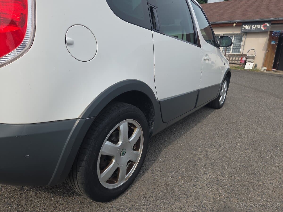 2009 Škoda ROOMSTER - 17