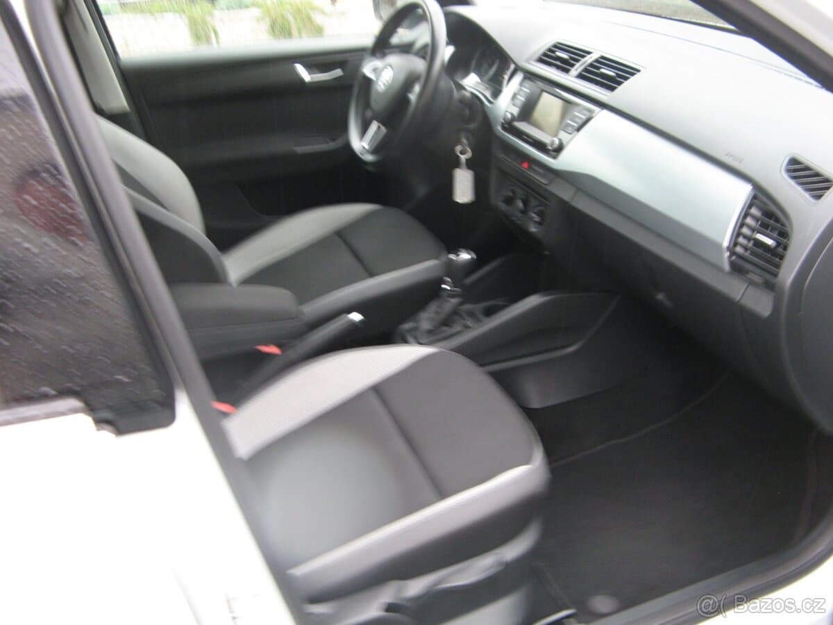 2015 Škoda FABIA - 17