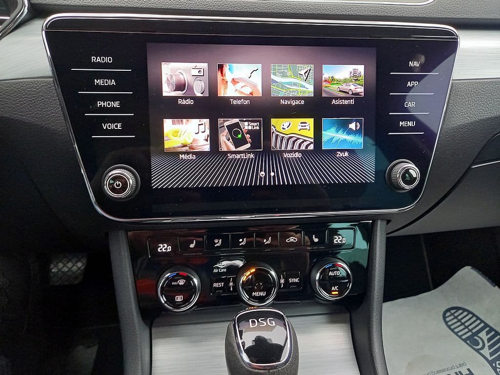 2021 Škoda SUPERB - 17