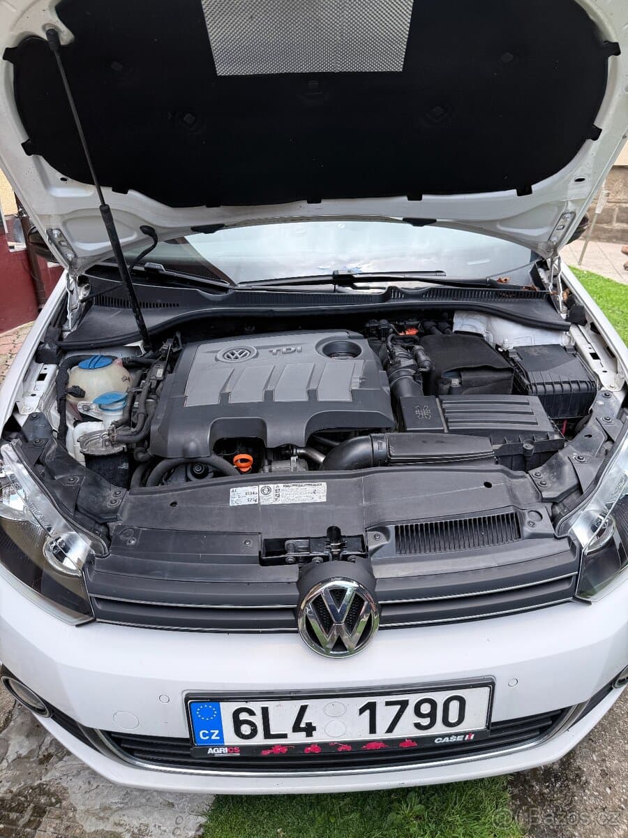 2011 Volkswagen GOLF - 17