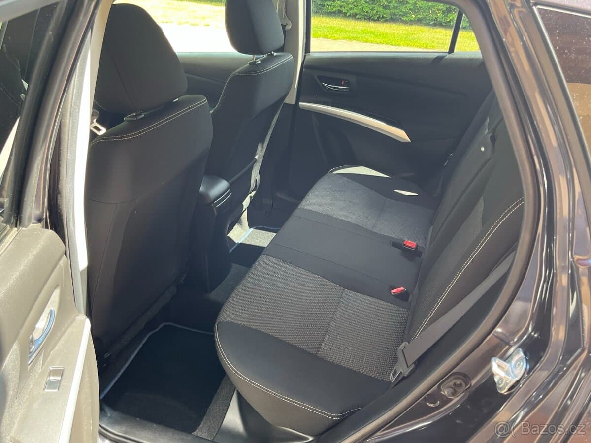 2014 Suzuki S-CROSS - 17