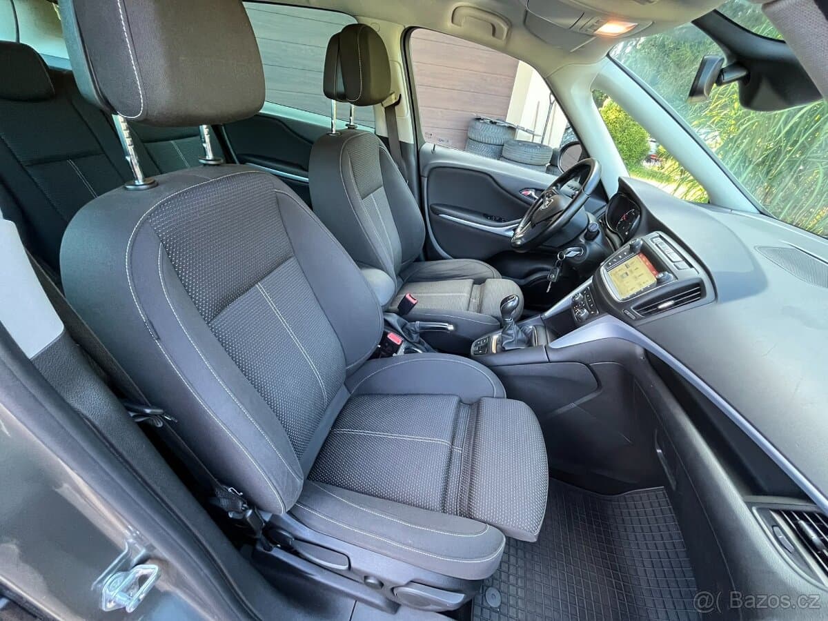 2017 Opel ZAFIRA - 17