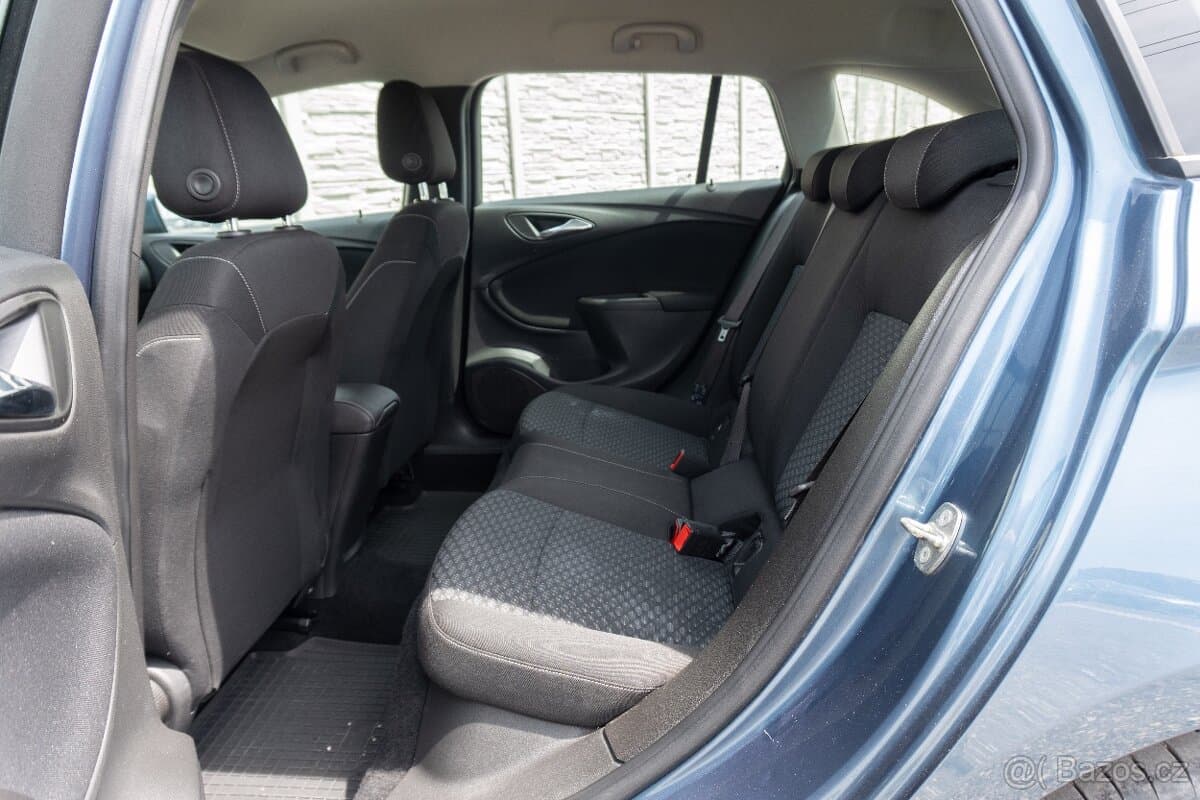 2016 Opel ASTRA - 17