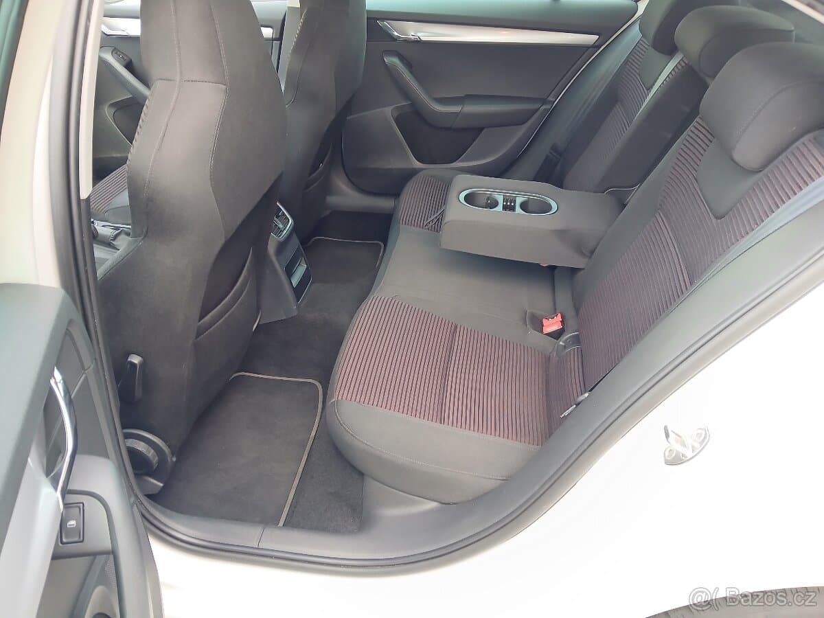2014 Škoda OCTAVIA - 17