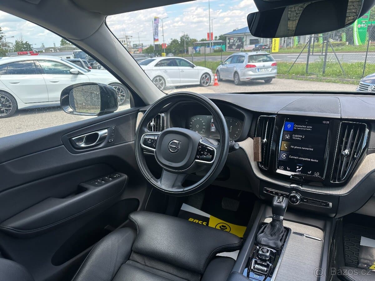 2019 Volvo XC60 - 17