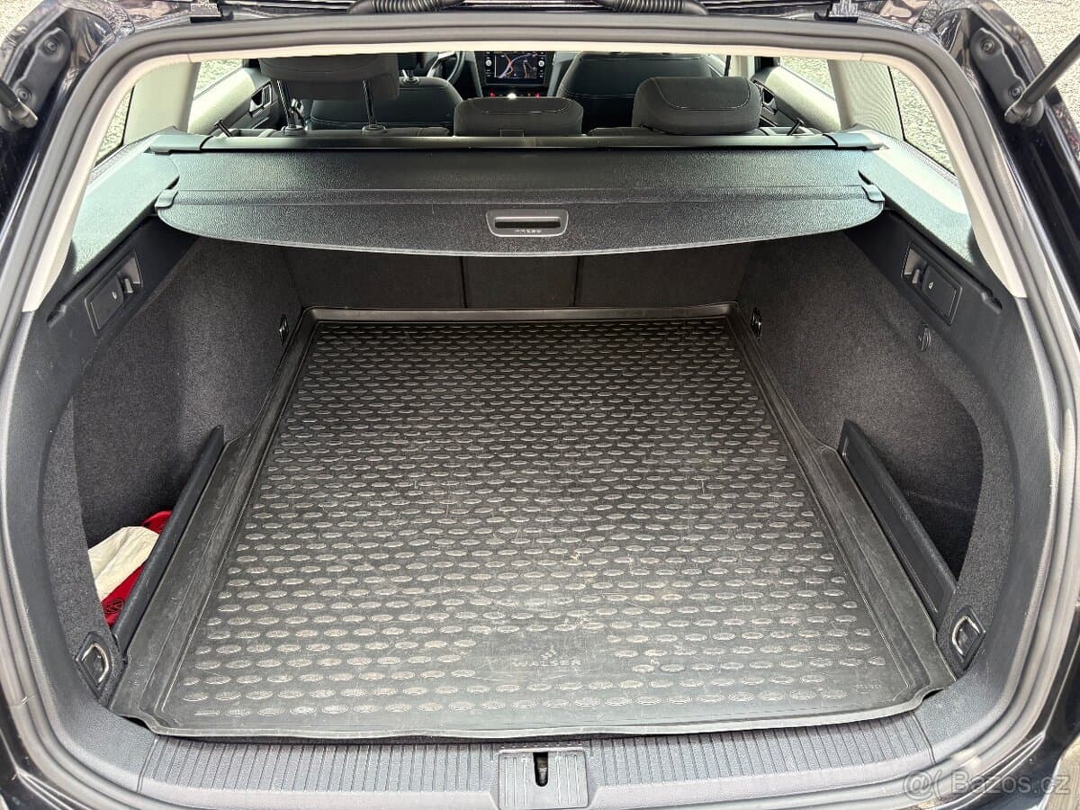 2021 Volkswagen PASSAT - 17