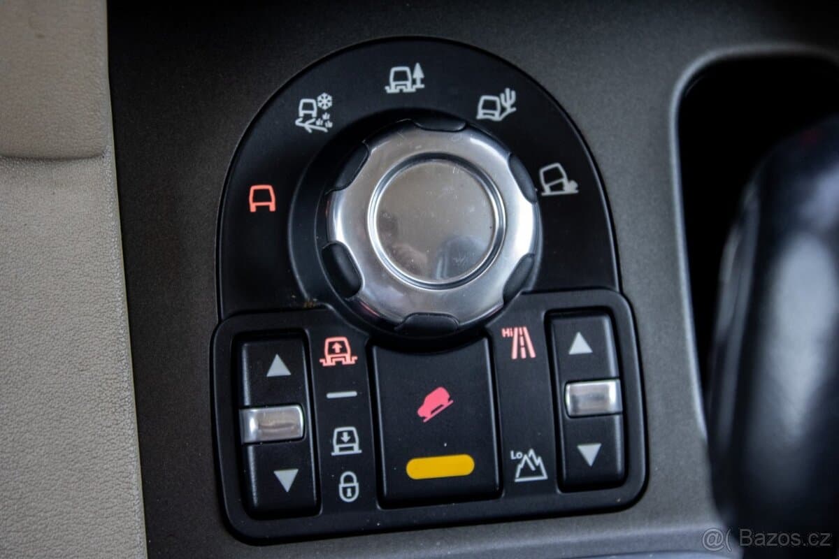 2010 Land Rover DISCOVERY - 17