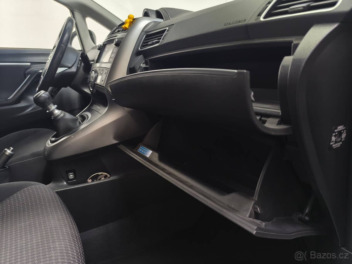2014 Toyota VERSO - 17