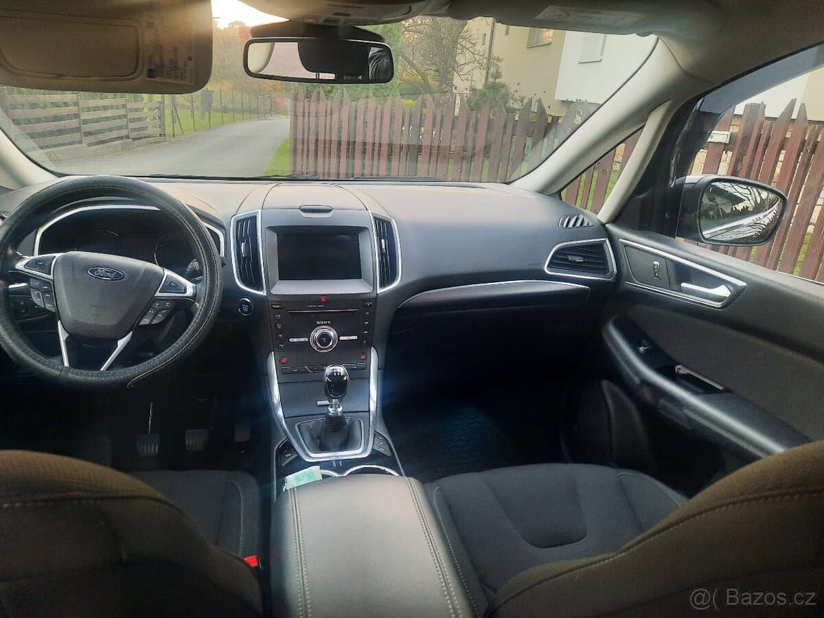 2017 Ford S-MAX - 17