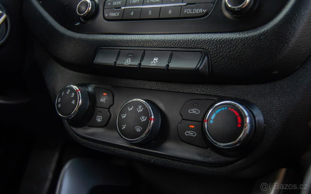 2013 Kia PROCEED - 17