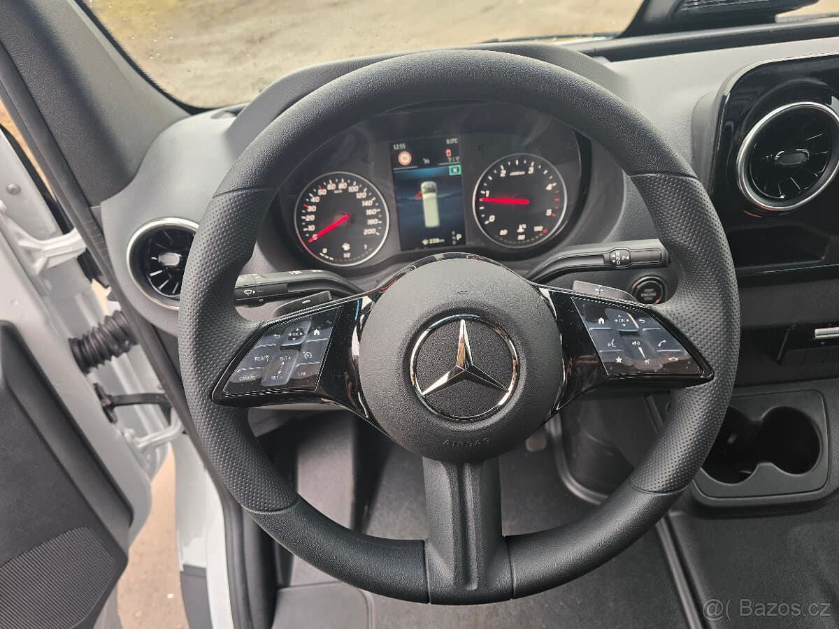 Mercedes-Benz SPRINTER - 17