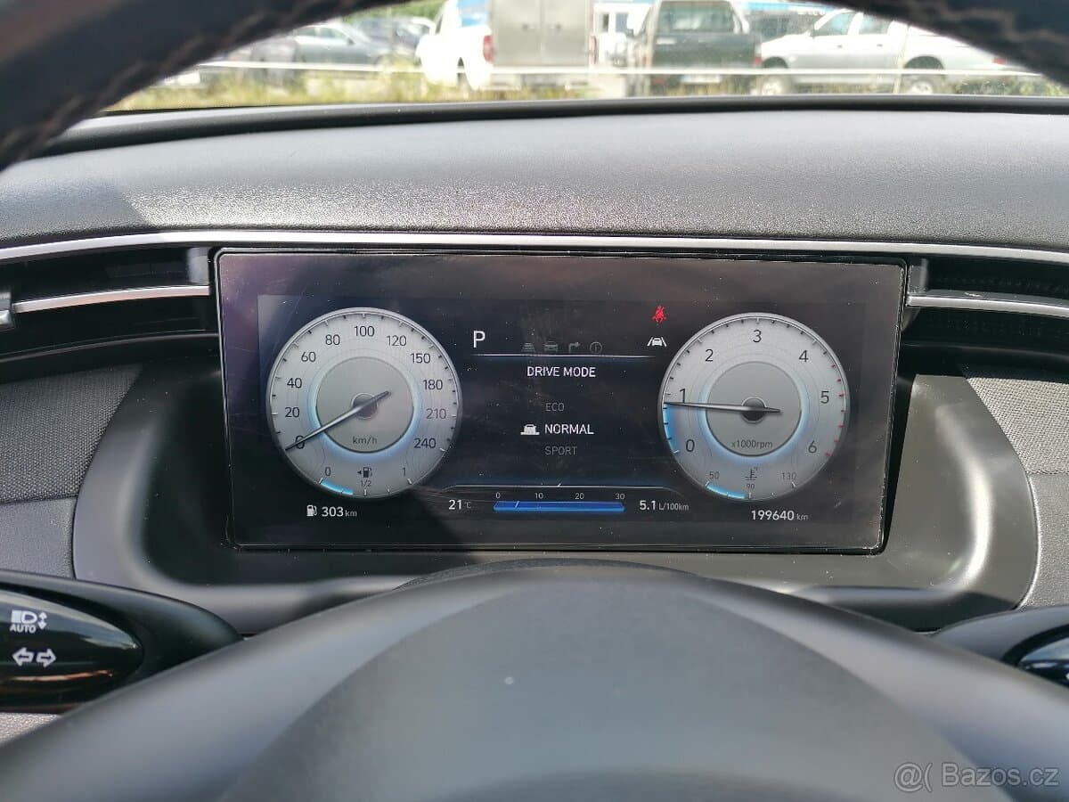 2021 Hyundai TUCSON - 17