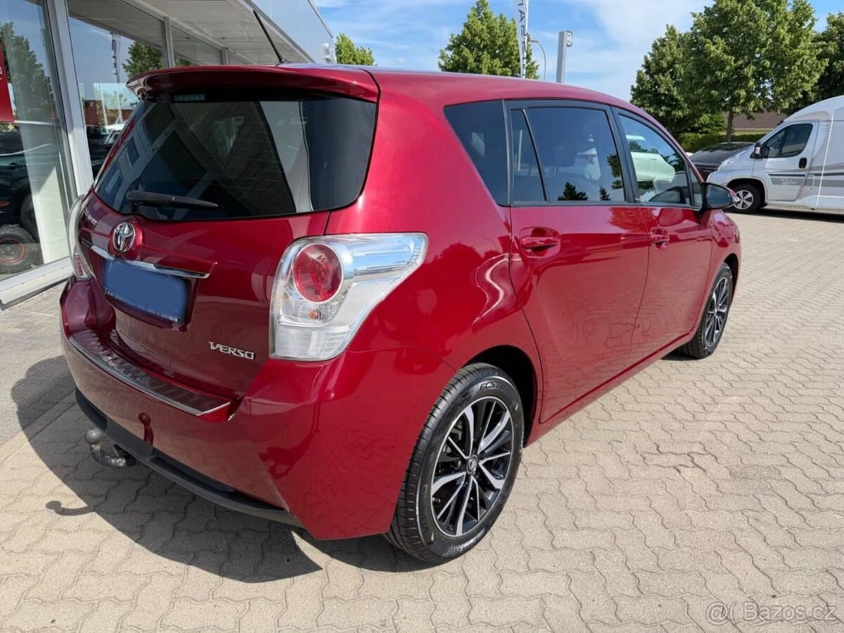 2018 Toyota VERSO - 17