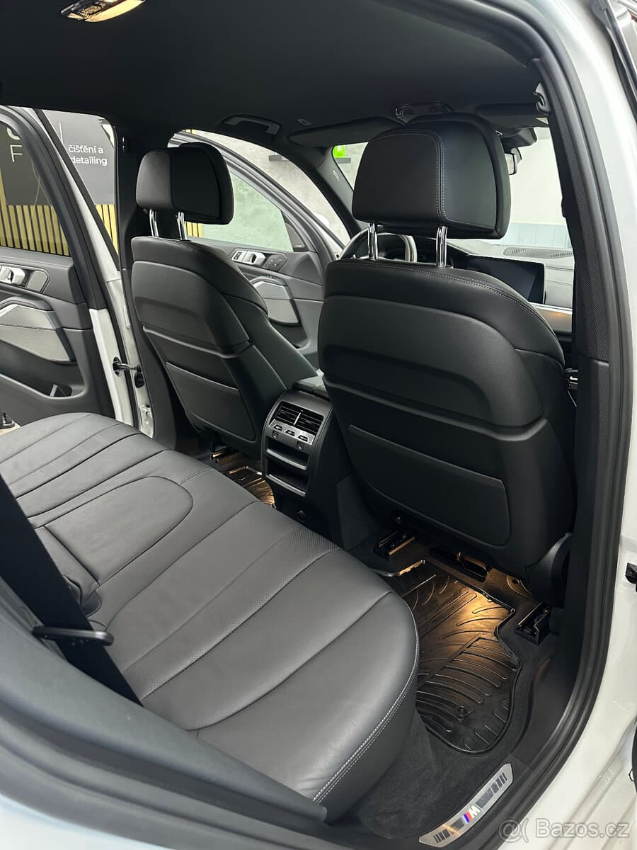 2021 BMW X5 - 17