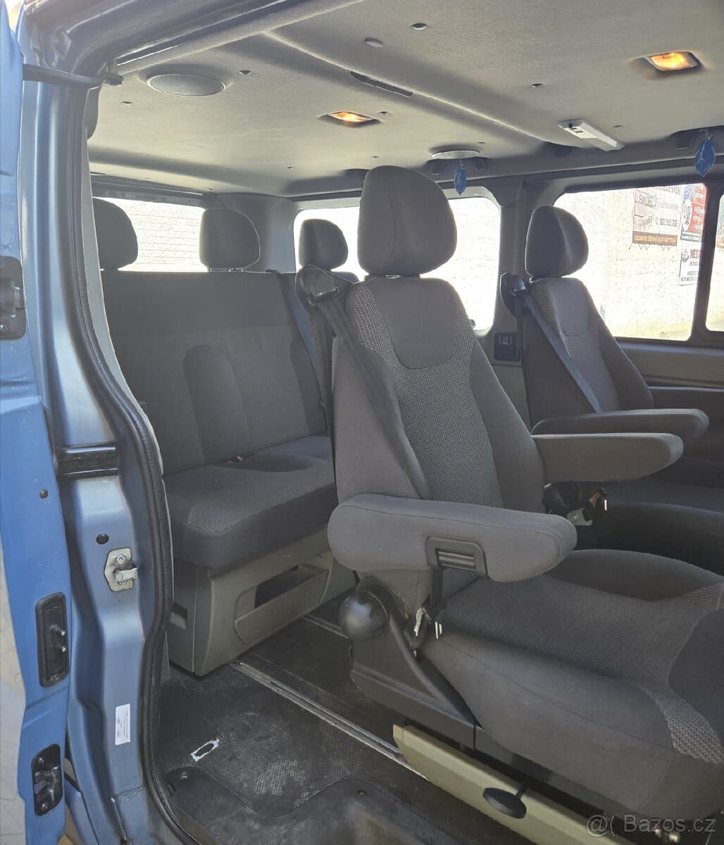 2011 Opel VIVARO - 17