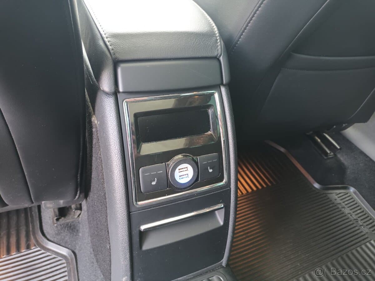 2014 Škoda SUPERB - 17
