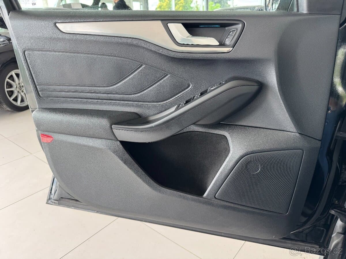 2021 Ford FOCUS - 17