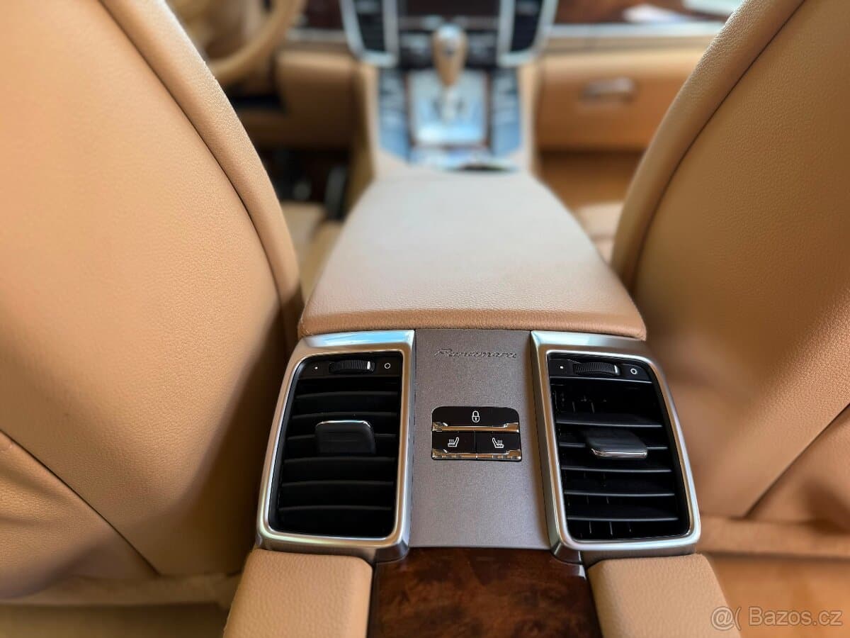 2014 Porsche PANAMERA - 17
