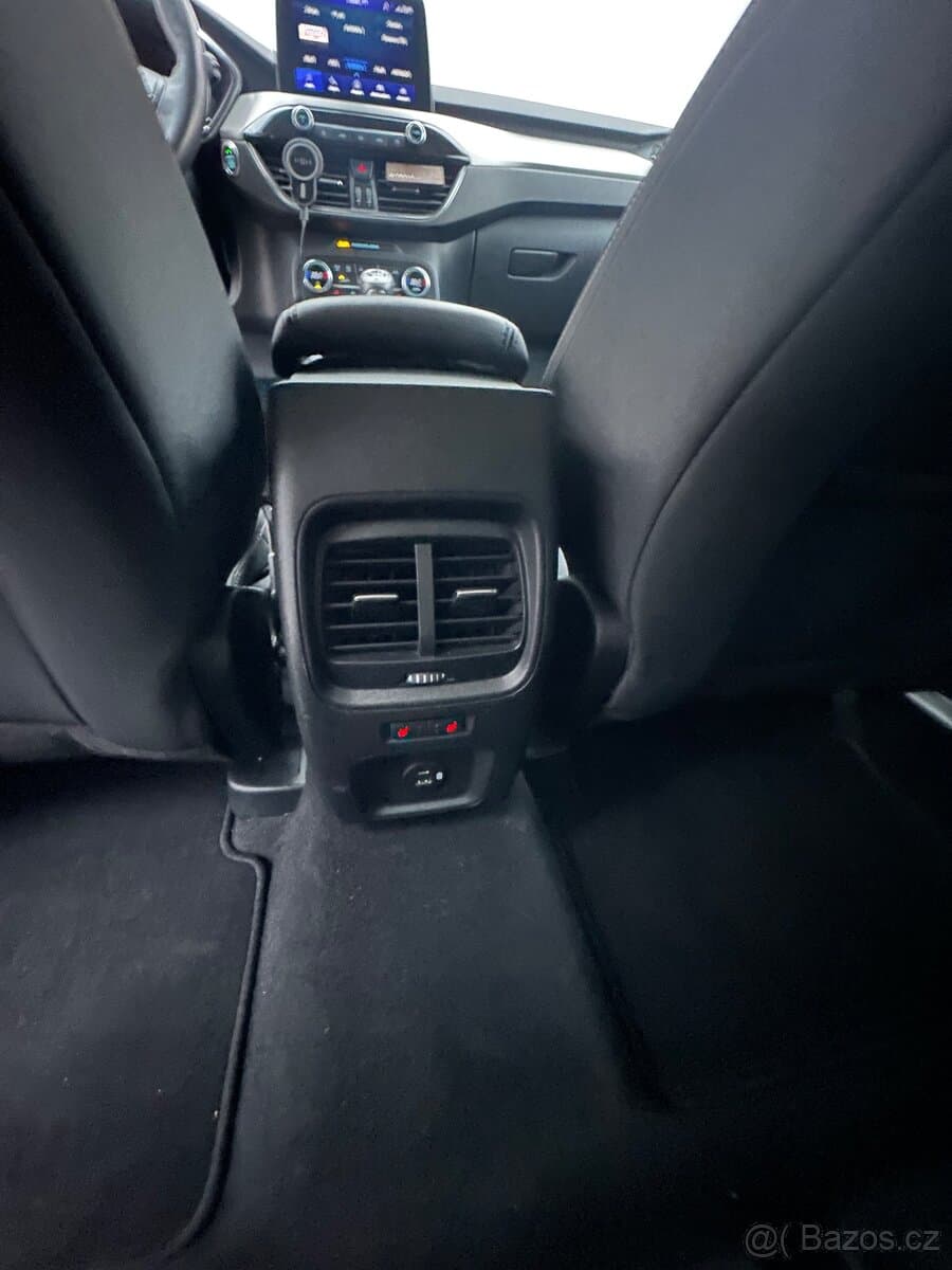 2021 Ford KUGA - 17